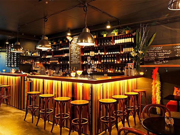 Croydon Lane Anggur & Bar Tapas.