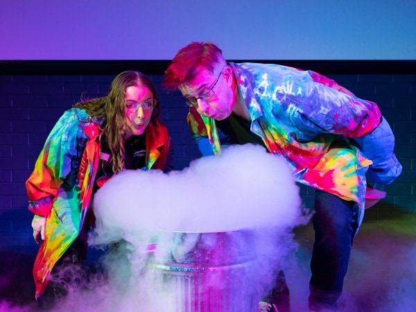 a mind-blowing and colourful performance at Questacon