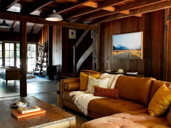 the rustic interior of Tamborine Mountain Barn, Gold Coast