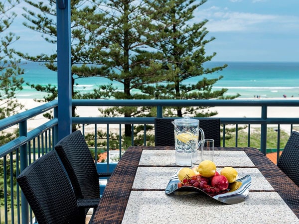 dining by the beach at Oaks Gold Coast Calypso Plaza Suites