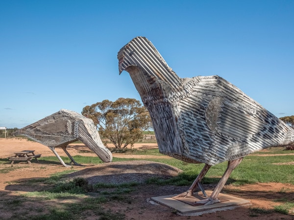 two big Mallee Fowl sculptures