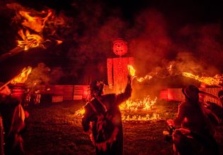 Big Willie Burns at Huon Valley Mid-Winter Festival in tasmania