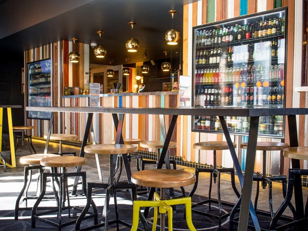 the bar setting inside Macs Hotel pub, Mount Gambier