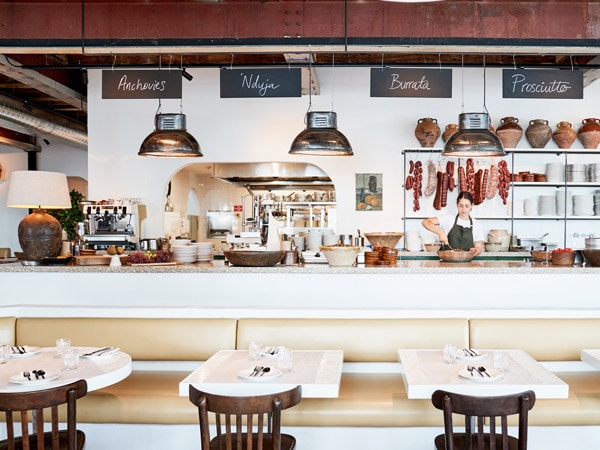 Interior of Totti's Lorne