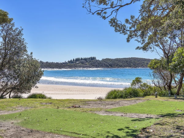 a campsite facing the beach at BIG4 Ingenia Holidays Merry Beach, Batemans Bay