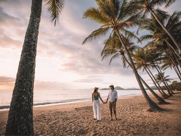 Couple in Palm Cove on Palm Beach