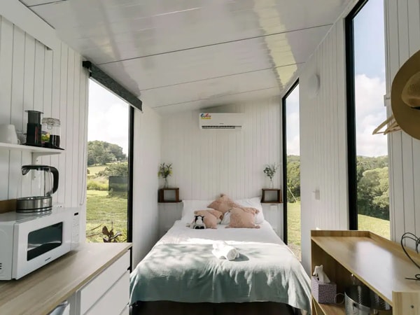 the bedroom interior at Rainforest Sunsets, Kuranda, Cairns
