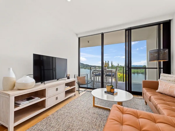 the living room interior of Luxurious Waterfront, Kingston
