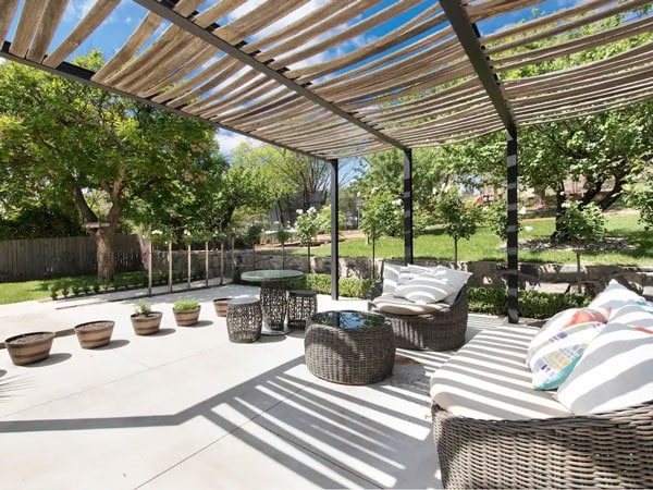 the outdoor deck of Bunda House, Narrabundah