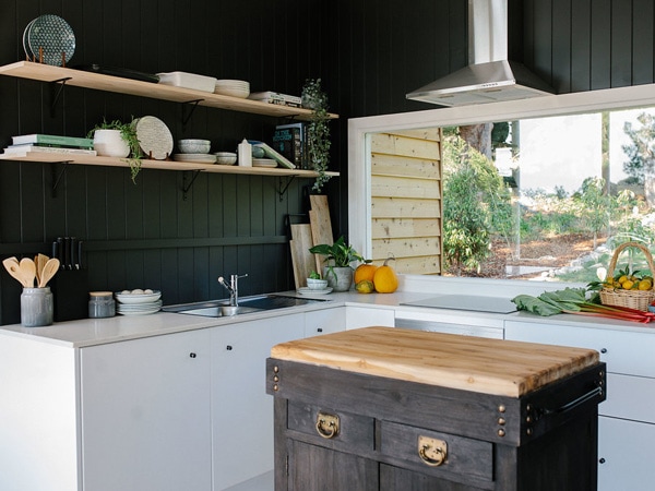 the kitchen at Jamberoo Valley Farm Cottage