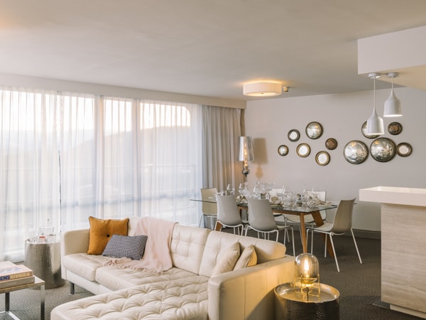 the state suite at QT Canberra