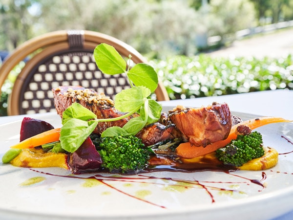 a smoked chicken dish at Restaurant Wandin