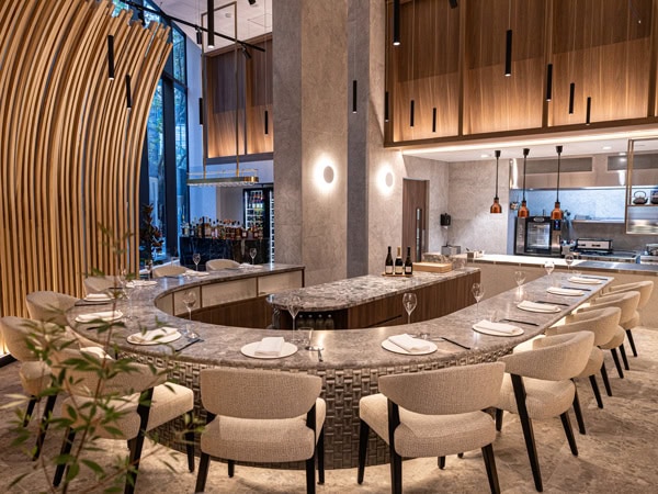 the elegant dining at AlltaSydney, NSW