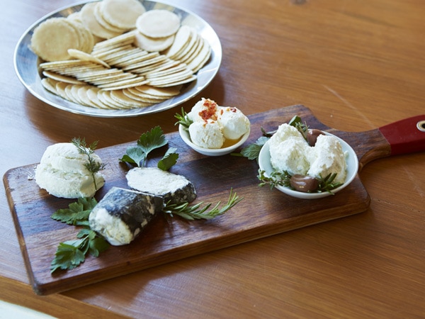a cheese plate at Binnorie Dairy