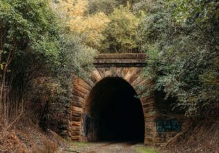 the dark entrance of Picton Mushroom Tunnel