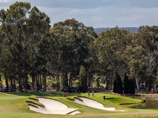 the golf course at Oaks Cypress Lakes Resort