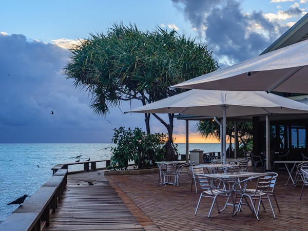 an al fresco dining at Baillie’s Bar, Heron Island, Qld