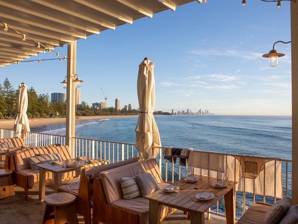 beachside dining at Burleigh Pavilion