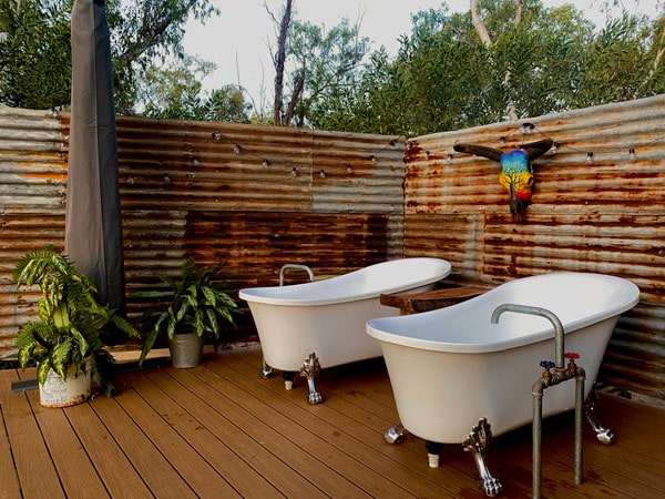 Outdoor bath tubs at Ellenbrae Station