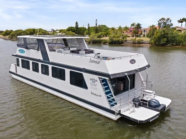 a blue sky Coomera houseboat in Gold Coast, Queensland