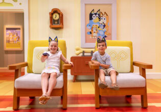 Kids in Bluey's living room at the all new Bluey's World in Brisbane