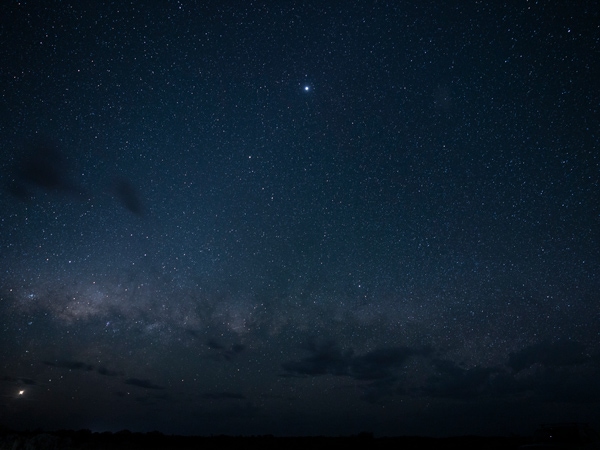 a sky full of stars in Uluru 