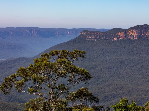 scenic views across the Jamison Valley to Mount Solitary from Katoomba