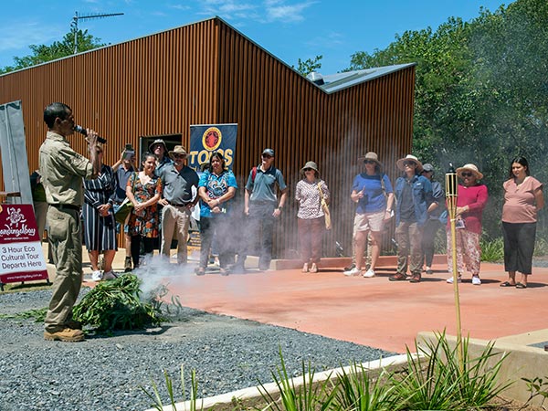 Mandingalbay Yidinji guide at East Trinity Reserve, cairns