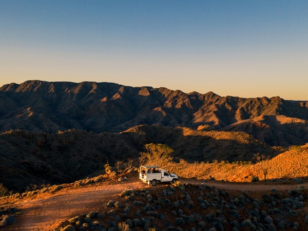 a 4WD driving on a Arkaroola Ridgetop Tour