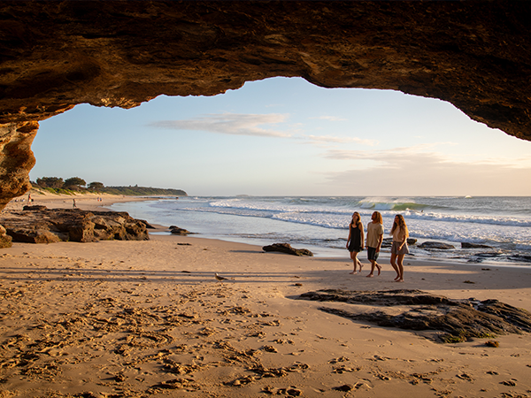 Caves Beach