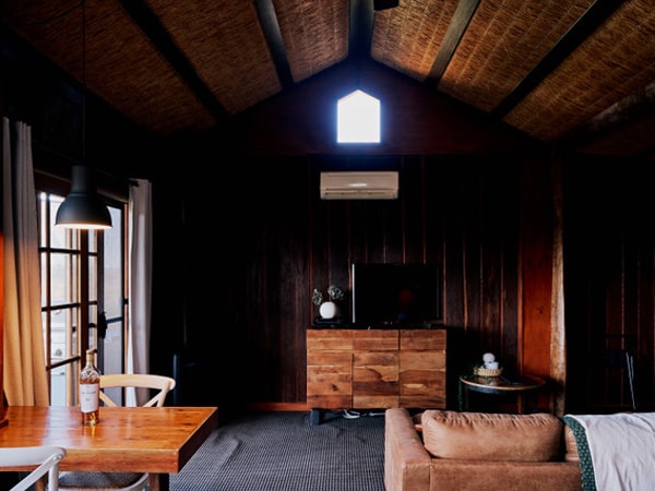 a look inside one of the cabin rooms in Seclusions Blue Mountains