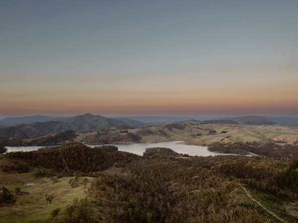 an aerial view of the scenery at Seclusions Blue Mountains