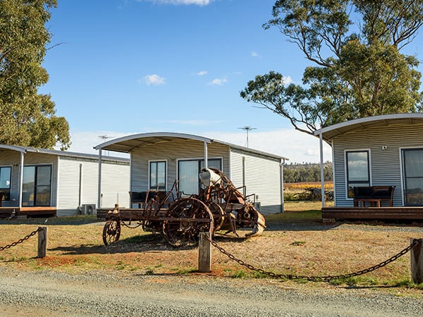 Shiraz Republic winery Cabins