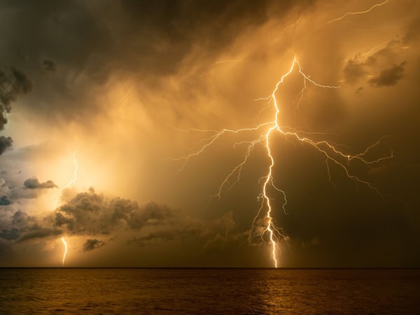 thunderstorm in Darwin