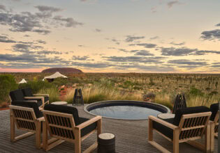 View of the plunge pool at Longitude 131