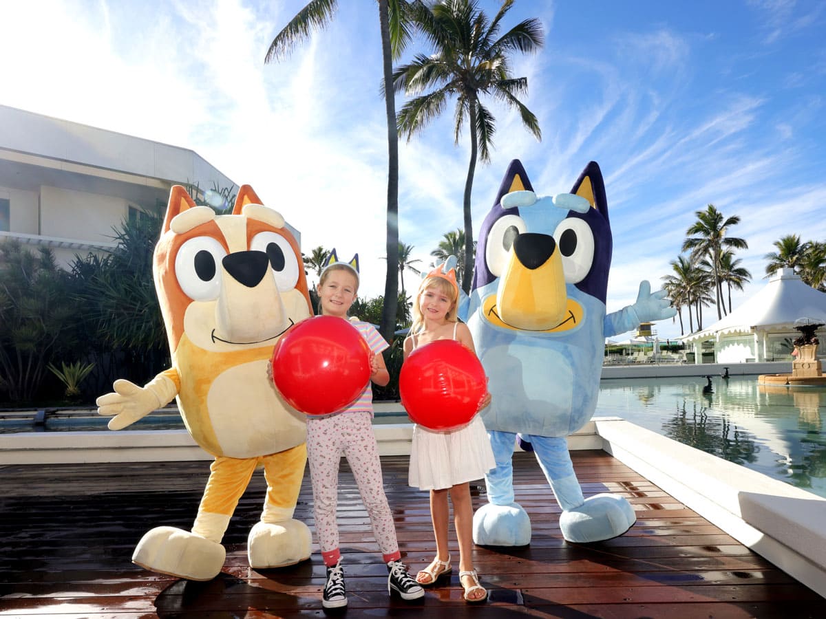Bluey and kids on the Gold Coast for the World Record setting of biggest game of Keepy Uppy