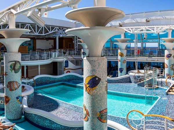 Magrodrome on P&O Cruise ship