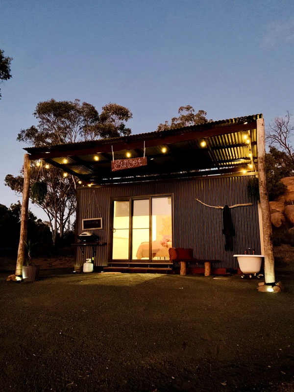 a rural retreat in Resteasy at Sunset Cabin, Mudgee