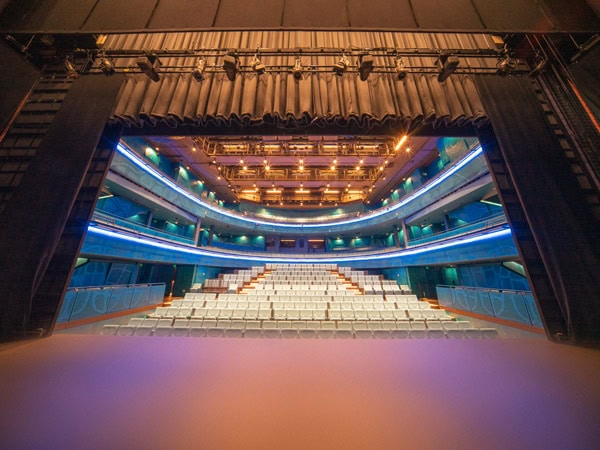 the light-filled Geelong Arts Centre
