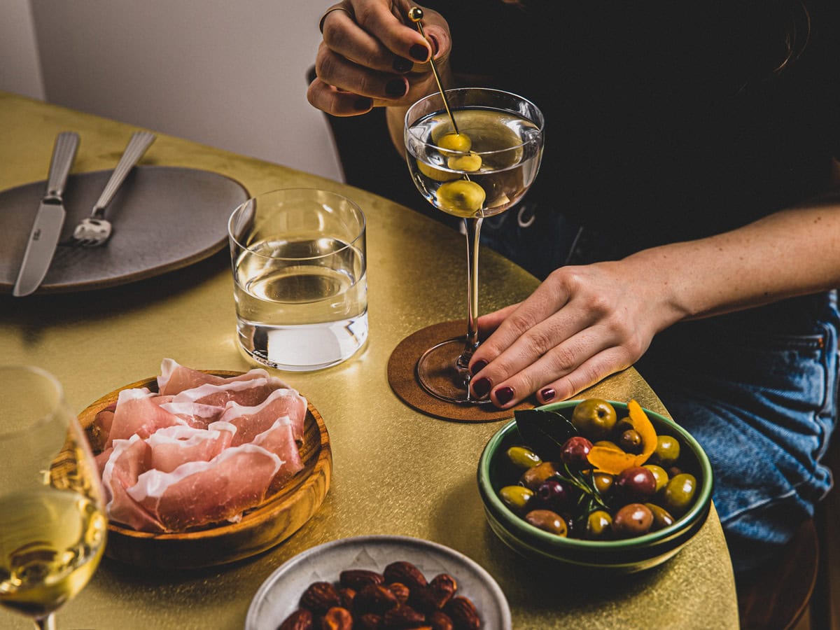 basque lomo with drinks and light snacks on the table at Gildas