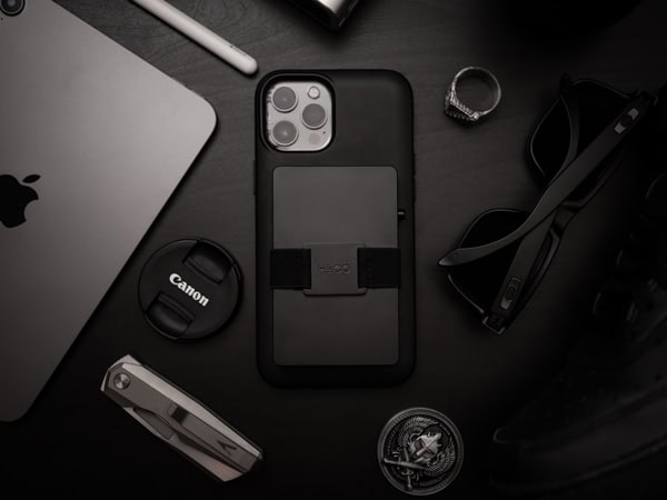 Flatlay of the phone wallet.