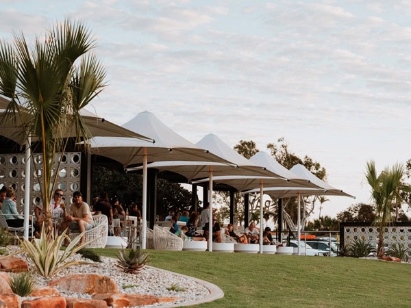 the exterior of Rays at the Hedland Hotel