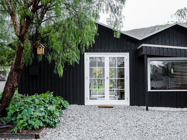 a cottage at Clifton Homestead