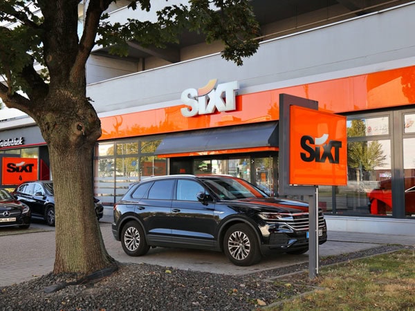 Sxit car rental company