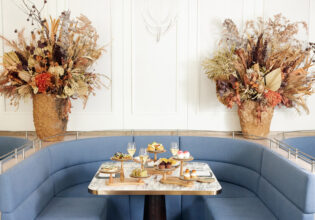 the high tea experience at Hearth, The Ritz Carlton, Perth