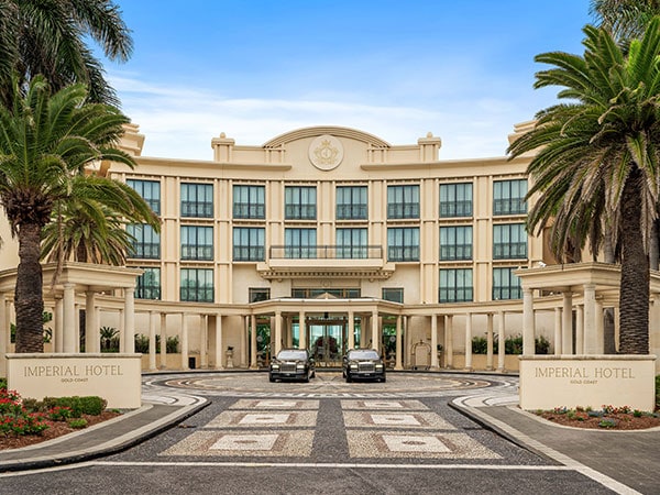 Palazzo Versace Imperial Hotel Gold Coast front gates