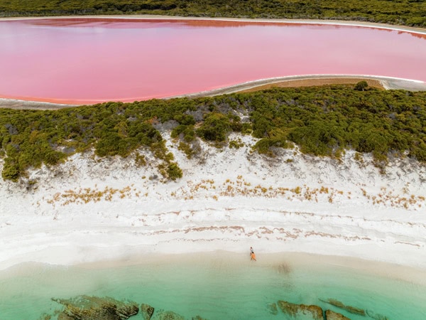 the stunning Lake Hillier as seen from above