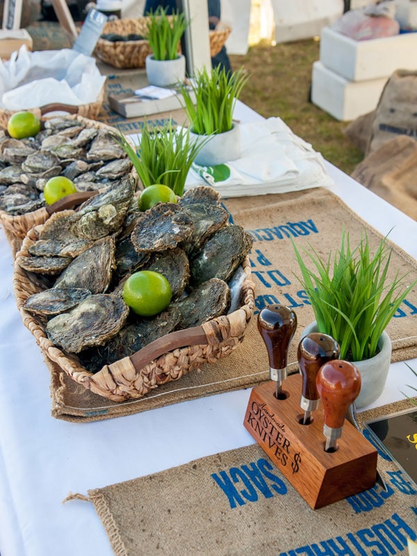 fresh oysters at the Narooma Oyster Festival