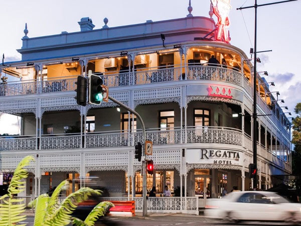 the exterior of Regatta Hotel, Brisbane