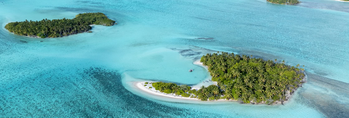 One island in the Cocos Keeling Islands